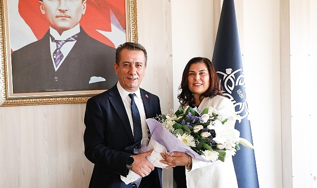 Efeler Belediye Başkanı Anıl Yetişkin Aydın Büyükşehir Belediye Başkanı Özlem Çerçioğlu'na nezaket ziyaretinde bulundu