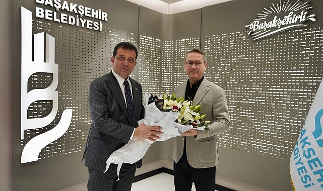 Ekrem İmamoğlu, Başakşehir Belediye Başkanı Yasin Kartoğlu'na tebrik ziyaretinde bulundu