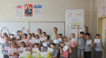 Geleceğe Yeşil Işık Yak Projesi İlk Yılını İzmir'de Tamamladı