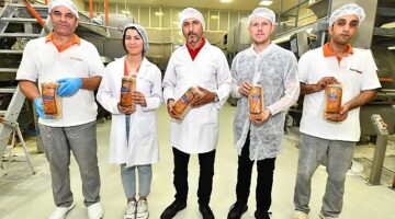 İzmir Büyükşehir Belediyesi'nin Halk Ekmek Fabrikası'ndan yeni ürün Çölyak hastaları için özel üretim ekmek