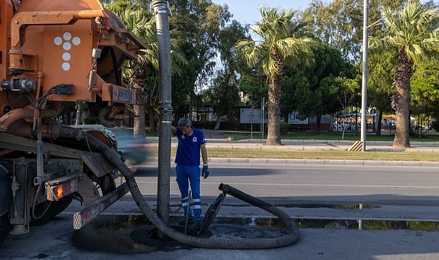 İzmir'in altyapı hatlarında temizlik seferberliği