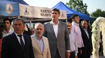 Kartepe Belediye Başkanı Av.M.Mustafa Kocaman, Özel KOTO AOSB Mesleki ve Teknik Anadolu Lisesi'nin 6.dönem mezuniyet törenine katıldı
