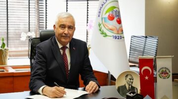 Kemalpaşa Belediye Başkanı Mehmet Türkmen, Kurban Bayramı'nı yayımladığı yazılı bir mesaj ile kutladı