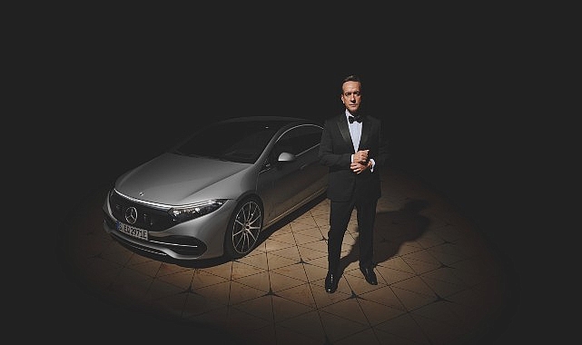 Matthew Macfadyen ve Roger Federer'in başrollerini paylaştığı “O Bir Mercedes-Benz.” global reklam kampanyası Türkiye'de yayında