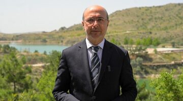 Selçuklu Belediye Başkanı Ahmet Pekyatırmacı, Kurban Bayramı nedeniyle bir kutlama mesajı yayınladı