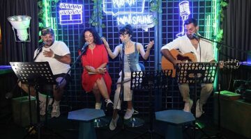 Anadolu Efes Pub-Up Mavi Sahne'nin üçüncü sezon finali Mersin'de gerçekleşti