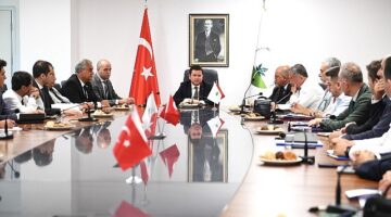 Başkan Aydın'dan birim kurmaylarıyla istişare toplantısı