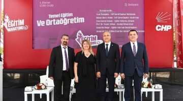 Başkan Özyiğit, Türkiye'de model olan projeyi Eğitim Maratonu'nda anlattı