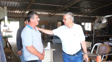 Başkan Topaloğlu'ndan belediye personeline ziyaret