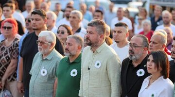 Buca'da Srebrenitsa için duygu dolu anma töreni