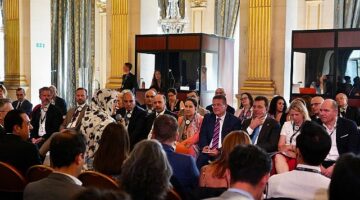 Ekrem İmamoğlu, Paris Belediye Başkanı Anne Hidalgo'nun ev sahipliğinde düzenlenen Ekolojik Geçiş için Belediye Başkanları Zirvesi'nde konuştu