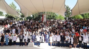 EÜ Tıp Fakültesi, sağlık profesyoneli adaylarını bekliyor