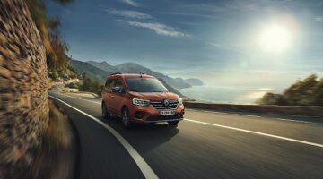 Renault Hafif Ticari Araçlardaki İddiasını Yeni Bir Modelle Pekiştiriyor: Yeni Renault Kangoo Multix Satışta