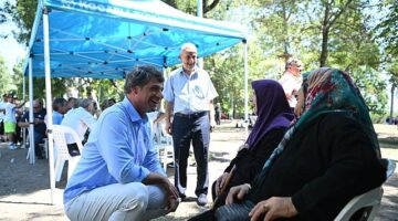 Kartepe Belediye Başkanı Av.M.Mustafa Kocaman, Kocaeli Geredeliler Derneği'nin SEKA Kamp'ta düzenlediği 14. Geleneksel Pikniğe katıldı