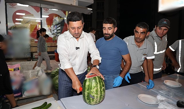 Nevşehir Belediye Başkanı Rasim Arı, Cevher Dudayev Mahallesi'nde vatandaşlarla bir araya geldi.