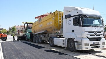 Selçuklu Belediyesi Asfalt Çalışmalarını Sürdürüyor