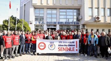 Didim Belediye Personelinden Başkan Gençay'a Büyük Destek: “Dik Dur Eğilme Ailen Seninle"