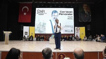 Şehir Konferanslarında Hayati İnanç ve Dursun Ali Erzincanlı Konyalılarla Buluştu