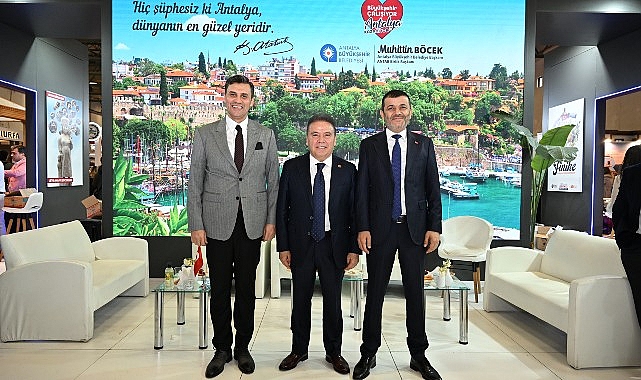 Başkan Böcek, EMITT 2025'te Antalya'yı tanıtıyor