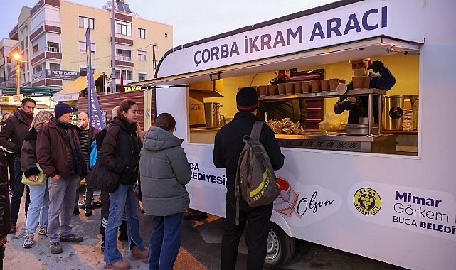 Bucalılar sıcak çorba ikramından memnun kaldı