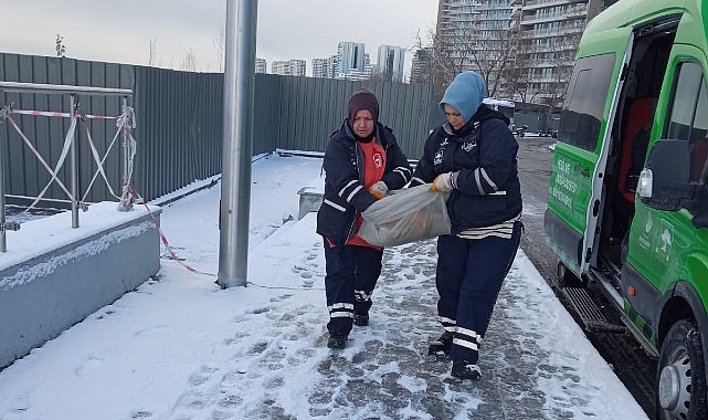 İBB Ekipleri Karla Mücadelede 5'inci Gününde; Kar Kalınlığı 47 Cm'e Ulaştı