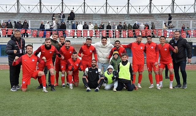 Kahramankazan Belediyespor, evinde karşılaştığı Polatlıspor'u 7-0'lık skorla mağlup etti.