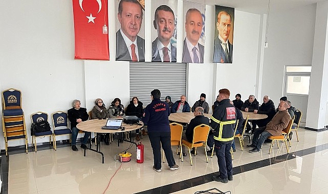 Kocaeli İtfaiyesi vatandaşı bilinçlendiriyor