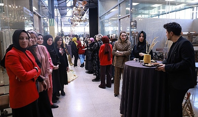 Moda Akademisi'nde ilk mezunlar ilk sergilerini açtı