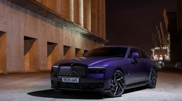 Rolls-Royce'dan güçlendirilmiş alter egolu Black Badge Spectre